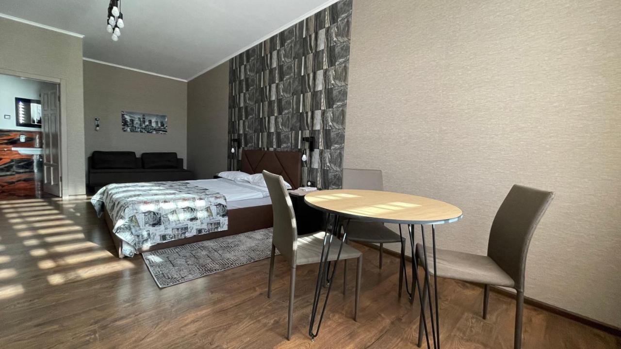 Chayki  Chayka Home Hotel מראה חיצוני תמונה